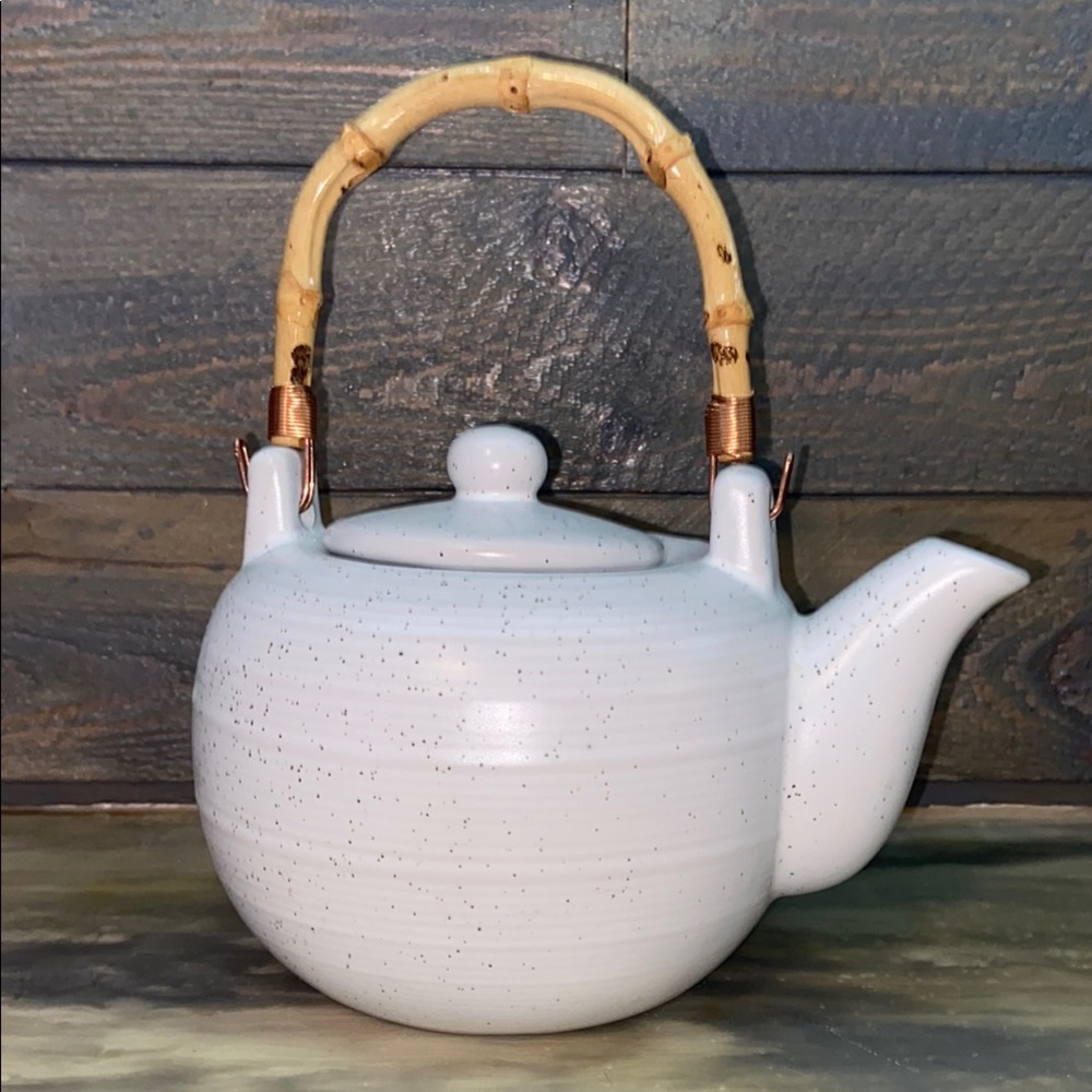 Speckled White Teapot with Bamboo Handle